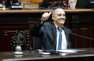 Adorni defendió el rumbo económico y negó irregularidades en su patrimonio