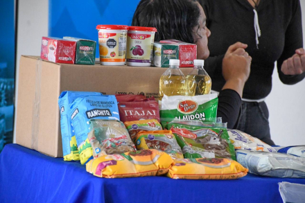entrega de complemento nutricional para personas con celiaquia.jpg