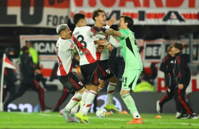 Beltrán se transformó en héroe y salvó la ropa de un deslucido River