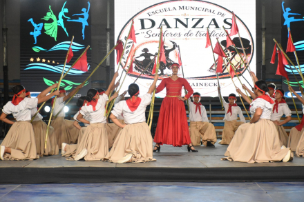 Baila Formosa en Laguna Blanca (2)