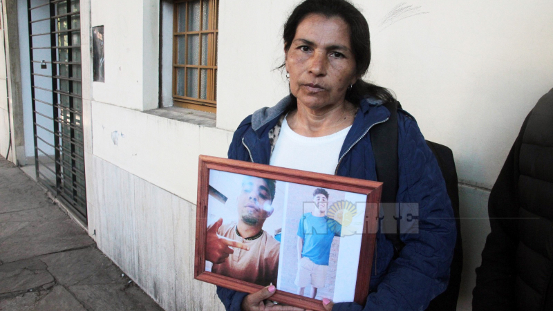 Desaparición de Axel González: su madre cambió de abogada y volvió a apuntar contra la Policía