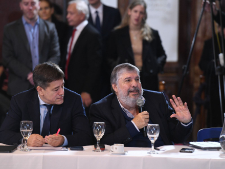 José Mayans- senador