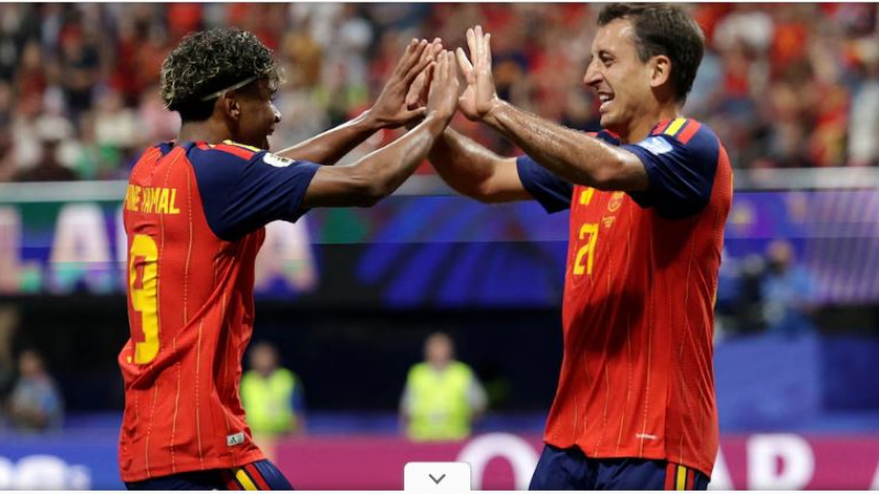 España goleó a Arabia Saudita y respira en el Grupo H