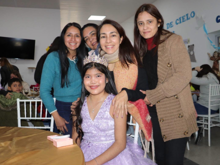 Fidelina con profesionales del HAC