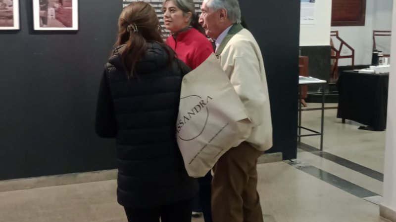 Muestra de arte con historia bajo el título "Camino a la Bienal"