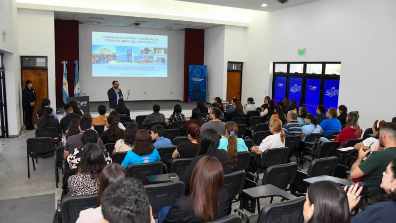 Taller sobre planificación de la lectura y escritura