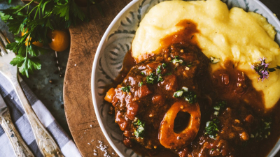 Comida de olla: cómo hacer polenta con osobuco, rendidora y económica