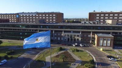 El gobierno decretó el cobro de servicios de salud pública a extranjeros no residentes