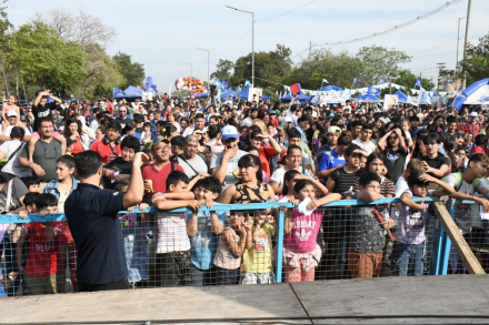 Festivales tradicionales por el Día de las Infancias (4)