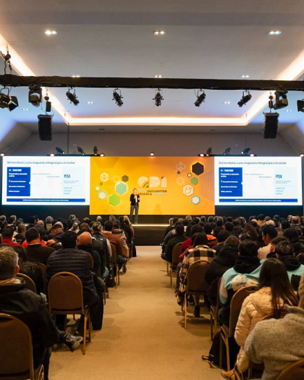 Se realizó el 4° Encuentro Federal Apícola (5)
