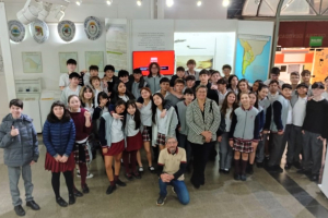 Estudiantes del Colegio Leloir visitaron el Museo del Hombre Chaqueño