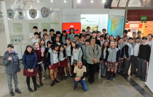 Estudiantes del Colegio Leloir  visitaron el Museo del Hombre Chaqueño