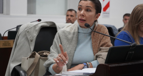 Blanc no se va pero la oposición tiene decidido pasarla a "cuarteles de invierno"