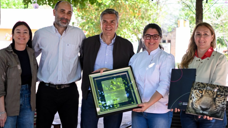 Alina Ruiz recibió un homenaje provincial por mostrar la gastronomía chaqueña al mundo