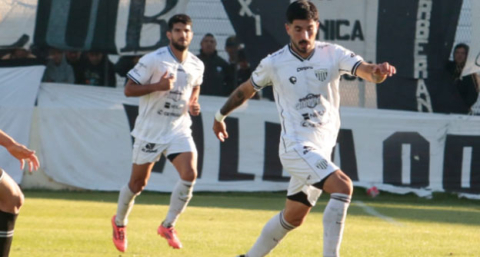 For Ever va por una nueva alegría