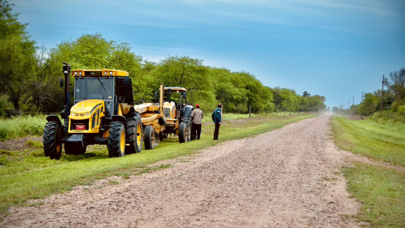 Instituciones y familias de Napenay celebran un nuevo camino de ripio