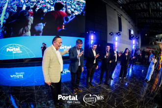 Cierre multitudinario de Fiesta de Invasión con sorprendentes testimonios de fe y milagros