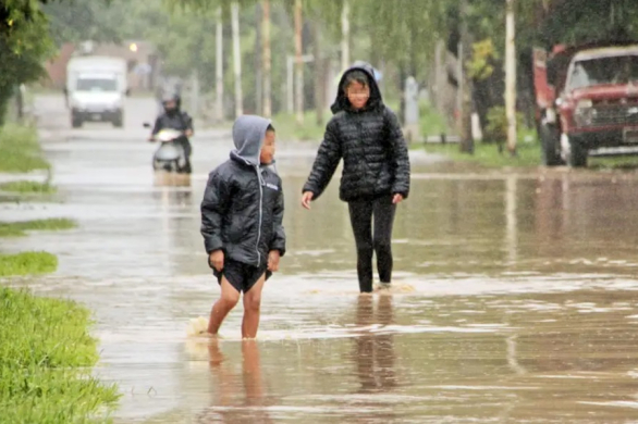 El Niño pone el foco en la primavera: qué  recomienda el gobierno ante lluvias y tormentas