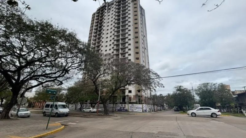 Una década de intentos de venta para un edificio que no despierta interés