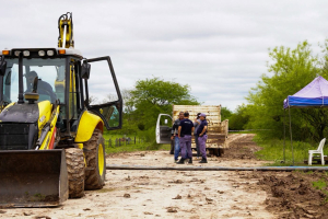 El Paraná crece  de 12 a 14 centímetros por día y llegaría a los 6 metros el sábado en Barranqueras