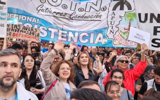 "Becas para cubrir el transporte o materiales de estudio siguen en $35.000 como en 2024"