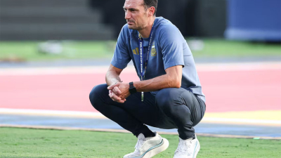 Scaloni acordó su continuidad y seguirá como entrenador de la selección