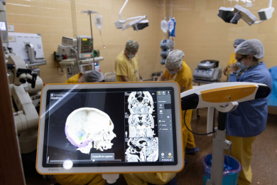 Realizaron una operación del cerebro con asistencia de la neuronavegación