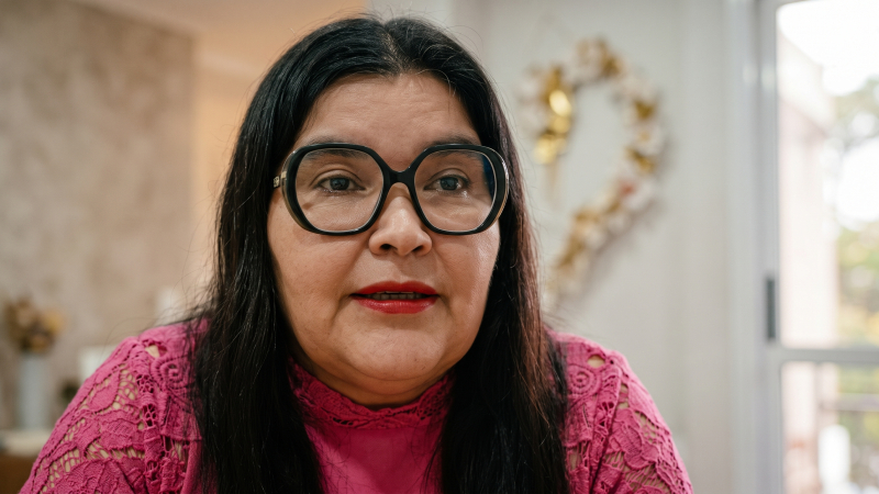 Una jueza sumó una perrita a una audiencia para que una niña pudiera hablar: "Lo volveremos a hacer"