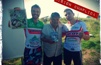 Ciclistas chaqueños visitaron a Pepe Mujica y compartieron una charla en su casa de Montevideo 