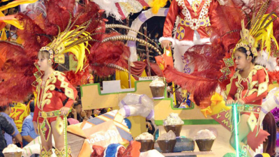 Mucho público en las noches inaugurales de corsos en la Capital del Carnaval