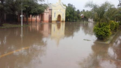 Complicada situación en Pampa del Indio con 350 familias afectadas por la lluvia