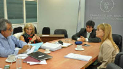 Continúan buscando los consensos para aprobar el presupuesto con el financiamiento del déficit