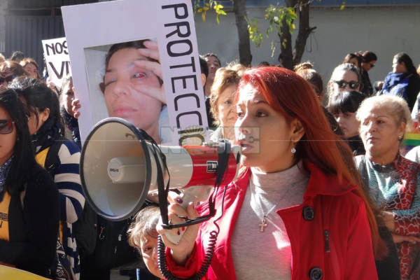 Marcharon al STJ en disconformidad con la sentencia para el agresor de Pamela Famoso
