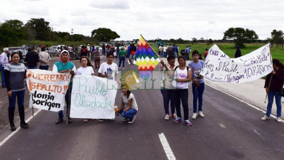 Pobladores de Colonia Aborigen cortan la ruta 16 con acampe y olla popular