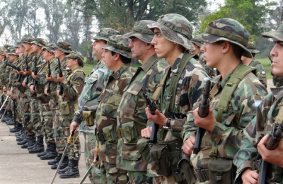El Ejército abre sus puertas para celebrar su día junto a la comunidad