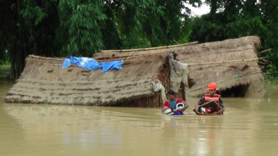 Más de 180 muertos y dos millones de evacuados por las inundaciones en India