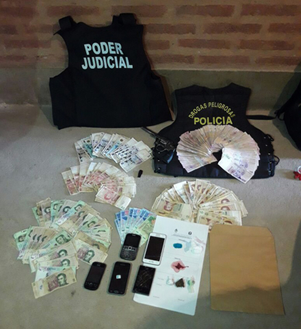 operativo droga-barrio aborigen2.jpg