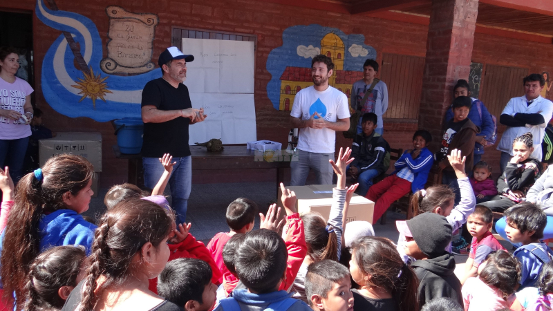 Concienciación en hábitos saludables y agua segura