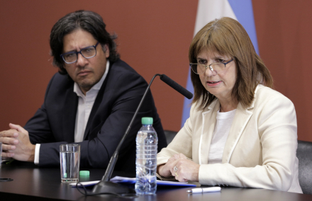 27-11-2017_buenos_aires_los_ministros_de.jpg