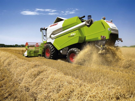 maquinaria agricola.jpg