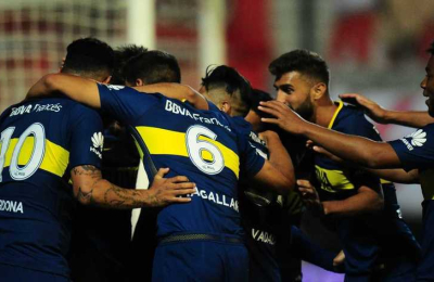 Boca venció a Estudiantes y completó un año como líder del fútbol argentino