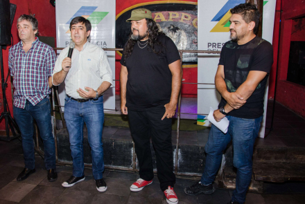 EL CARPO BAR.jpg