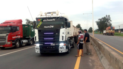 Transportistas de granos se reúnen con Dietrich para avanzar en la tarifa por flete