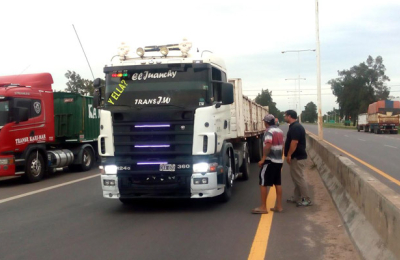 Transportistas de granos se reúnen con Dietrich para avanzar en la tarifa por flete