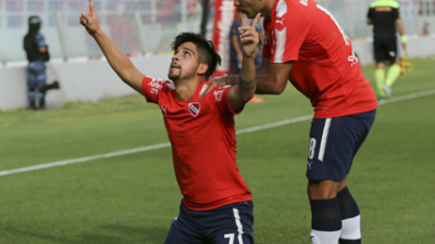 Benítez se sacó la bronca de la Recopa y le dió el triunfo a Independiente sobre Banfield