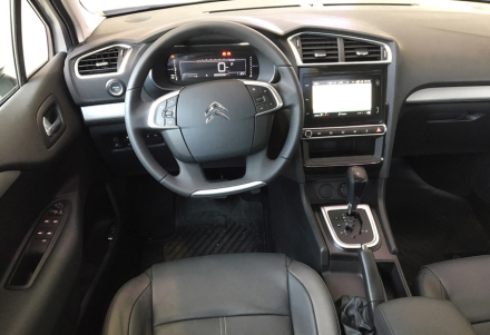 interior.jpg