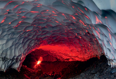 cueva de hielo.jpg