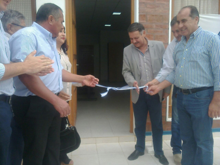 Corte de cinta Las Breñas.jpg