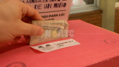 Juntan billetes de dos pesos para ayudar a los niños del hospital Pediátrico