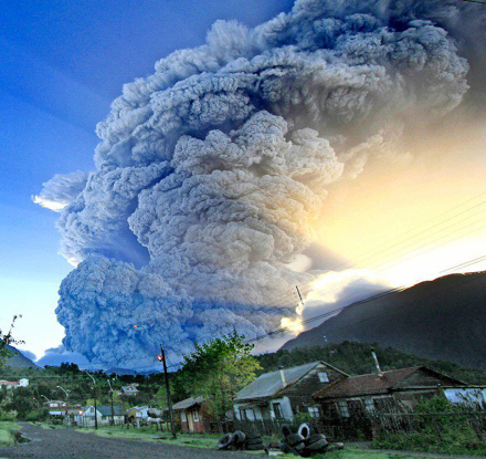 VOLCAN-DE-FUEGO-GUATEMALA.JPG